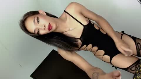 vixen online show from June 21, 9:01 am