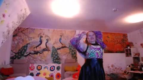 Emilia inst  online show from November 23, 4:47 am