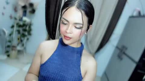 Hi Im LOVIE Please dont forget to follow and thumbs up me online show from July 21, 8:34 pm