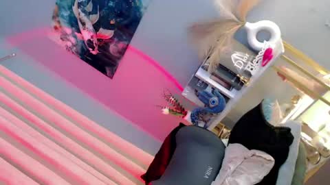 kiara online show from July 13, 8:39 am