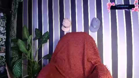 ig WitchDivinne online show from June 10, 11:37 pm