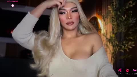 Julia online show from July 14, 3:55 am