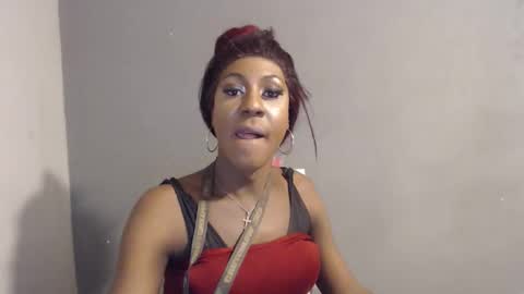 SHENIEL RODRIGUEZ online show from December 6, 12:28 am