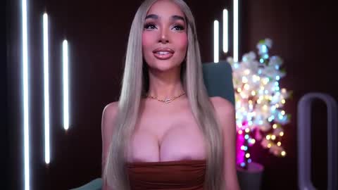 Anne online show from April 15, 2:17 am