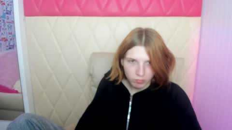 Sophie online show from April 28, 2:27 am