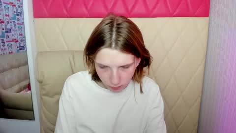Sophie online show from May 2, 9:14 am