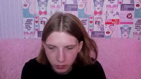 Sophie online show from May 5, 4:18 am