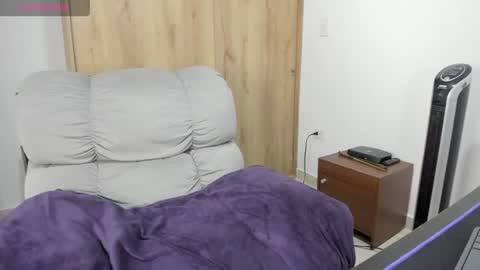 Hellen Sofia instagram hellen5546 online show from July 26, 8:05 pm