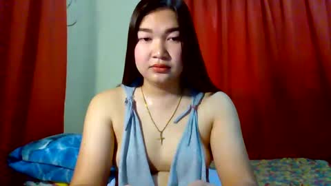 HI IM PAULINE online show from February 4, 1:56 am