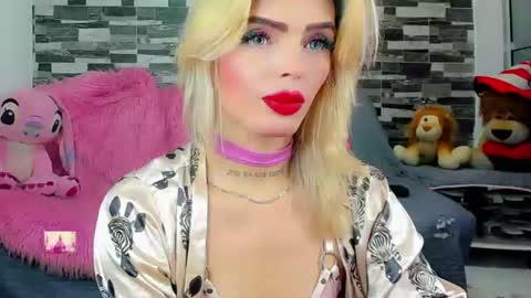 Femboy Exotic online show from July 17, 11:22 pm
