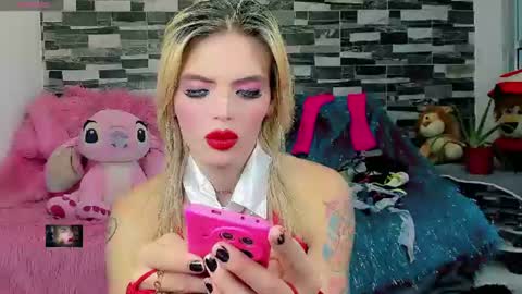 Femboy Exotic online show from July 25, 11:02 pm