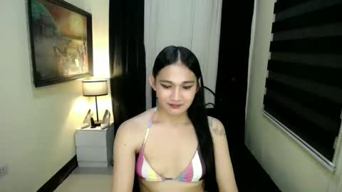 xtspetitehugecock online show from February 14, 2:41 am