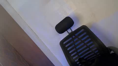 Janae online show from January 8, 7:45 am