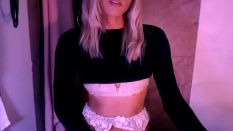 Chiara online show from June 5, 6:52 am