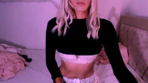 Chiara online show from July 24, 3:16 am