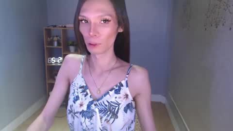 Your Princess Yums online show from February 23, 10:42 pm