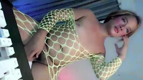 ANNE online show from November 18, 2:17 pm