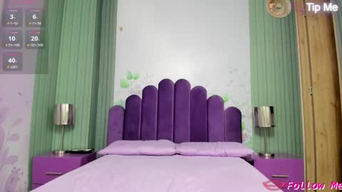 Nathalia online show from February 25, 10:15 am