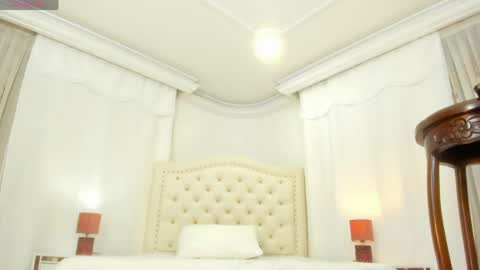 Yessike  Catalina  online show from April 19, 1:23 pm