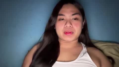 yllana love online show from December 22, 10:47 pm