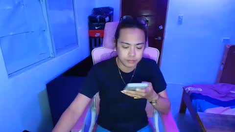 your_dreamgirlxxx69 online show from February 13, 9:49 am