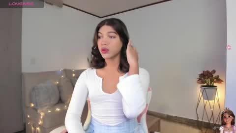 Eliza online show from May 11, 9:56 pm