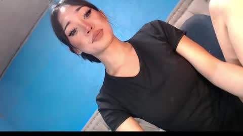 your_naughty_cumslut69 online show from July 17, 11:22 pm