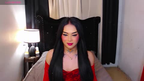 kim online show from February 19, 6:48 pm