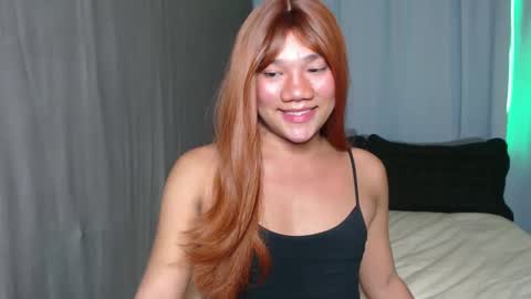 Divine online show from February 2, 3:39 pm