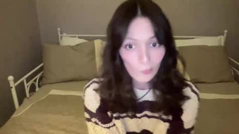 yourbirdy online show from November 30, 5:43 am