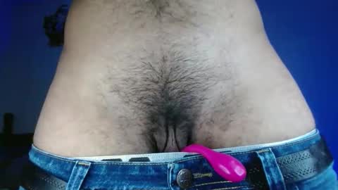 yourfavorite_bigclit online show from January 16, 5:20 pm