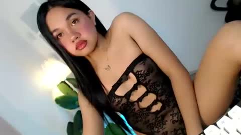 yourfuckingslut69 online show from February 3, 12:54 am