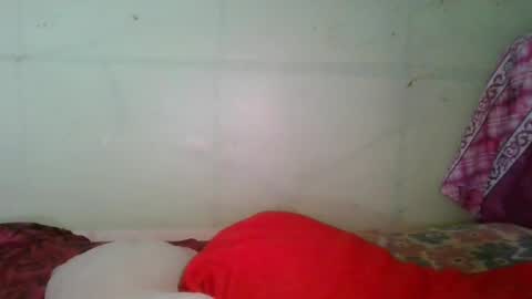 mimi online show from December 4, 9:19 pm