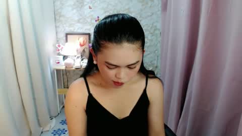 your lovely Dina online show from April 4, 1:47 am