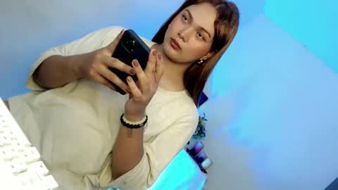 PEARL online show from February 1, 1:37 am