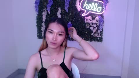 Snapshot of yoursexservice chatting on December 20, 1:25 am    online show from December 20, 1:25 am