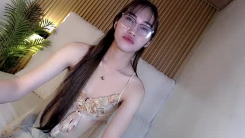    online show from August 3, 10:38 pm