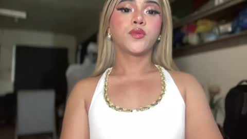 Miss Cali online show from June 15, 6:54 pm