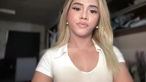 Miss Cali online show from July 23, 8:18 pm