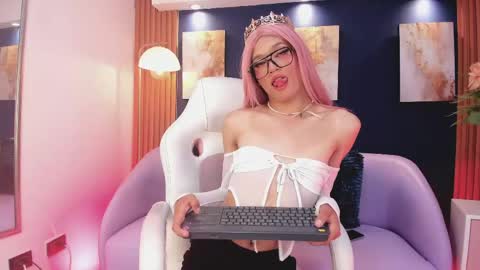 Zaira  online show from June 10, 4:01 am