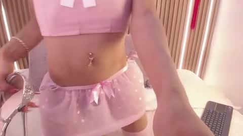 Zaira  online show from July 22, 4:16 am