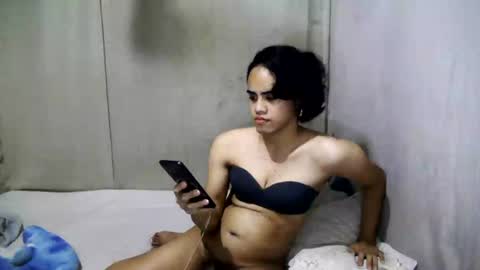 zianzamora4 online show from July 28, 6:08 pm