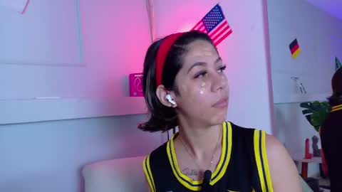Zoey online show from July 16, 2:12 pm