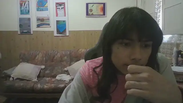 calliemaggotbone online show from November 11, 1:02 pm