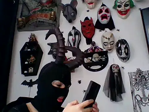 FeticheMacabre online show from November 5, 5:24 pm