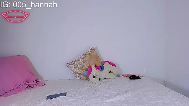 Hannahsmit online show from December 5, 10:16 pm