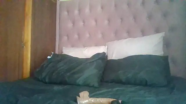 ShooingBunch online show from January 17, 12:57 pm