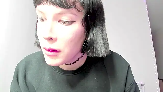 dollmore online show from January 31, 3:33 pm