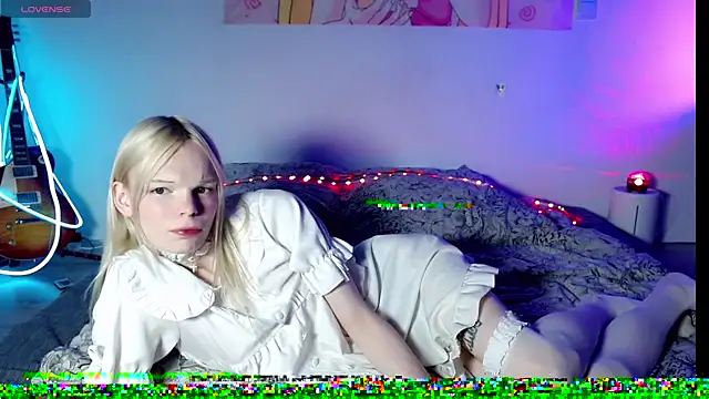 Emily Nyaffee online show from July 25, 4:38 pm