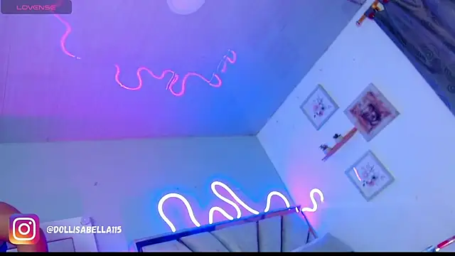 isabelladoll19 online show from February 7, 9:32 pm